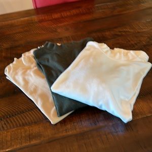 Set of 3 Men’s Mock neck long sleeve tops. White, tan and heathered green. XL